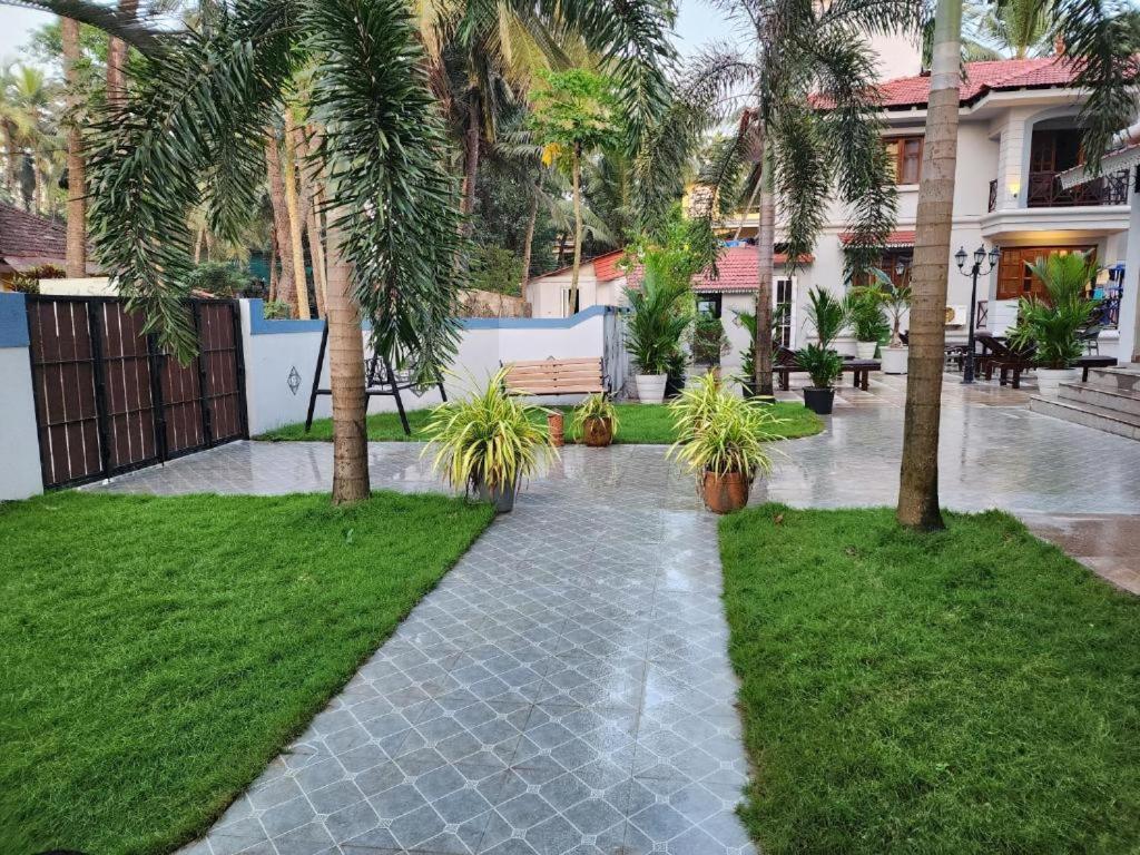 Coastal Suites Apart Hotel ---- 8 Minutes Walk To Beach Benaulim Eksteriør billede
