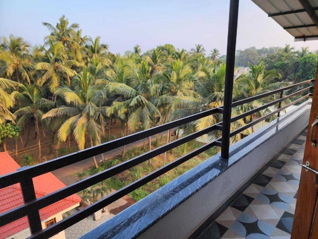 Coastal Suites Apart Hotel ---- 8 Minutes Walk To Beach Benaulim Eksteriør billede