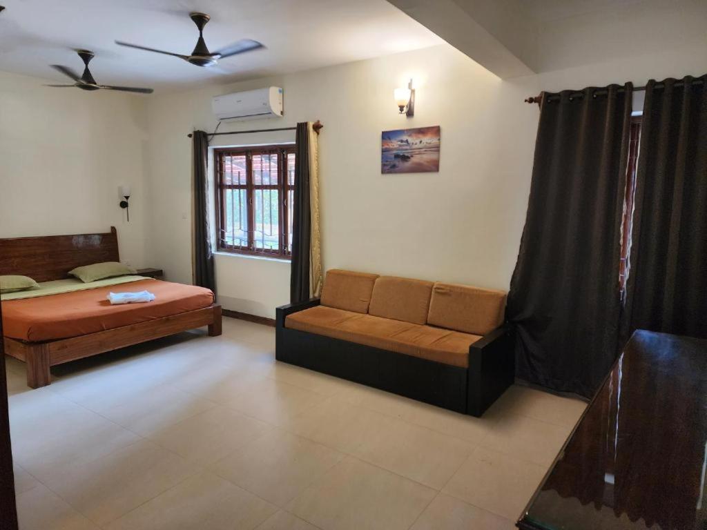 Coastal Suites Apart Hotel ---- 8 Minutes Walk To Beach Benaulim Eksteriør billede