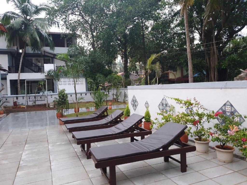 Coastal Suites Apart Hotel ---- 8 Minutes Walk To Beach Benaulim Eksteriør billede